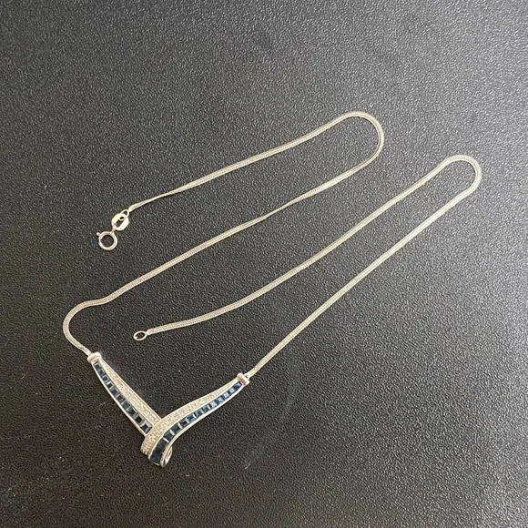 Elegant 14k White Gold Necklace with Sapphires and Diamonds - Picture 4 of 8